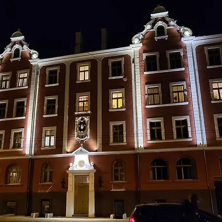 Apartment Cozy Storie's Ap, 47sqm, Renovated 2020, Free Parking *